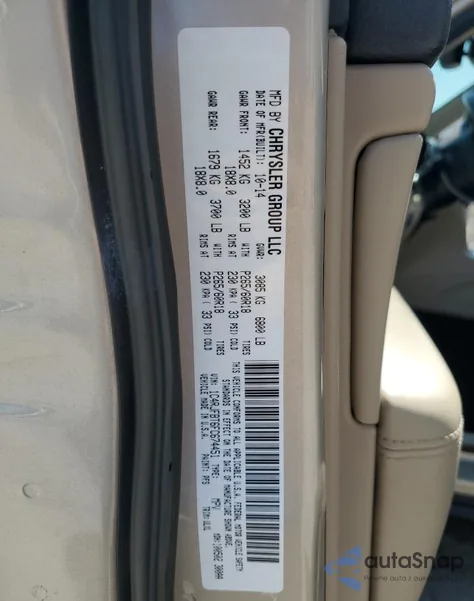 2015 Jeep Grand Cher z USA, uszkodzony, nr VIN 1C4RJFBT6FC674451